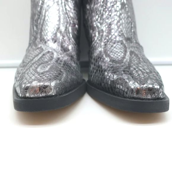 Ganni Callie Western Chelsea Boots Silver Metallic Snake-Print Leather Size 39 - Picture 4 of 10
